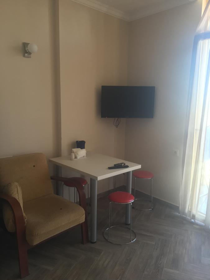 Orbi Plaza Tamara Aparthotel Batumi Kültér fotó