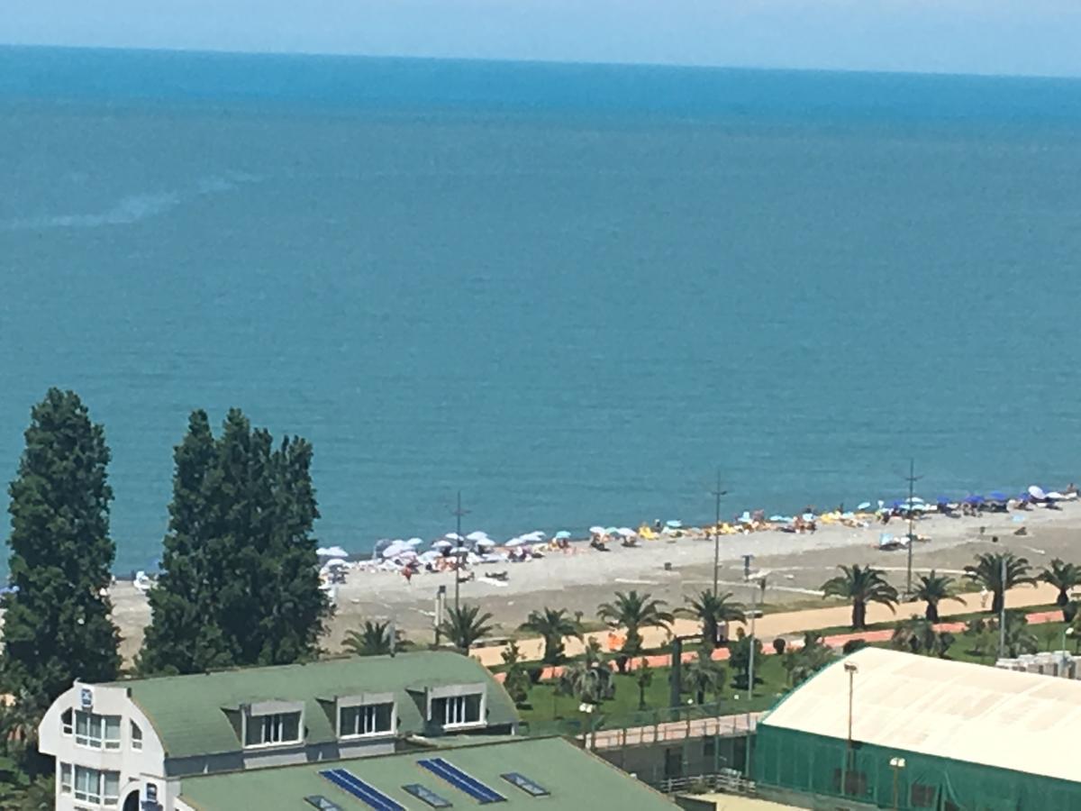 Orbi Plaza Tamara Aparthotel Batumi Kültér fotó