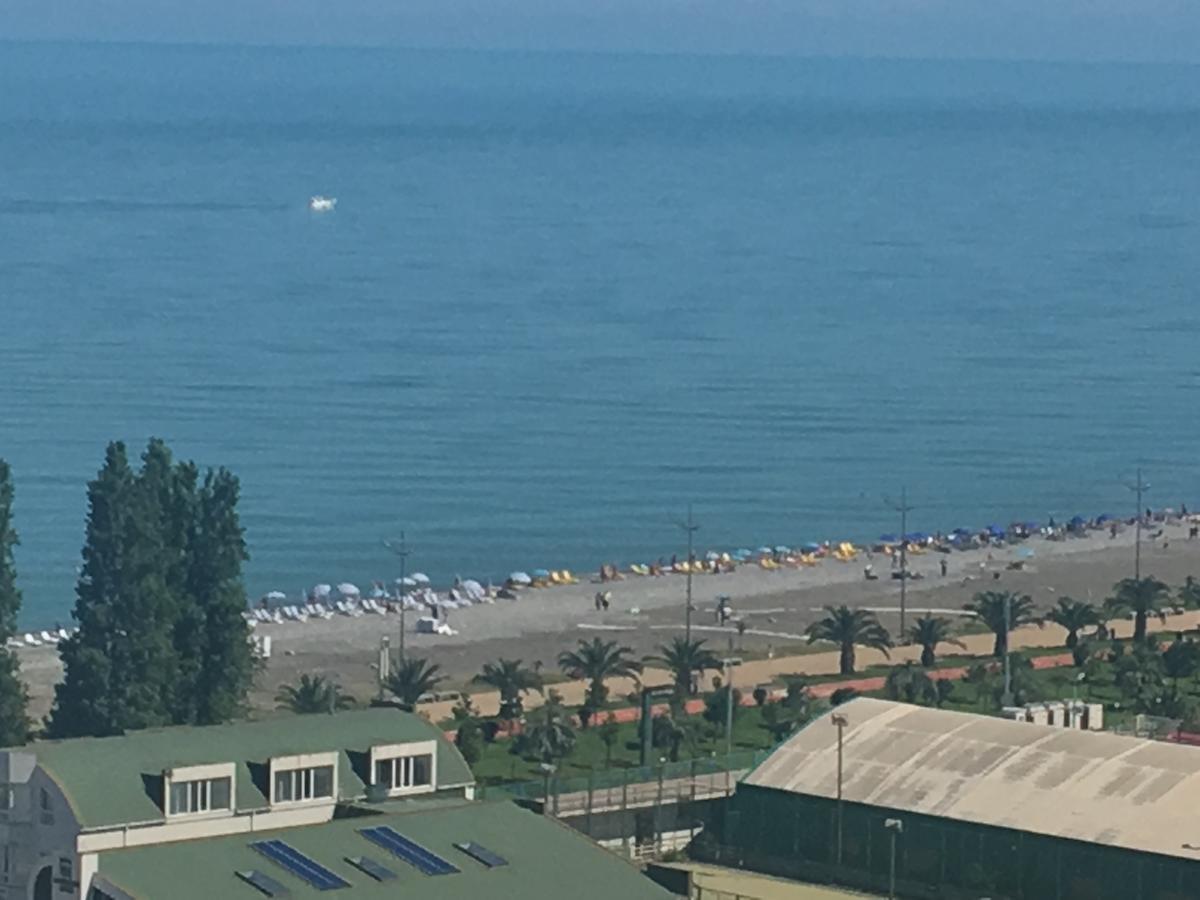 Orbi Plaza Tamara Aparthotel Batumi Kültér fotó