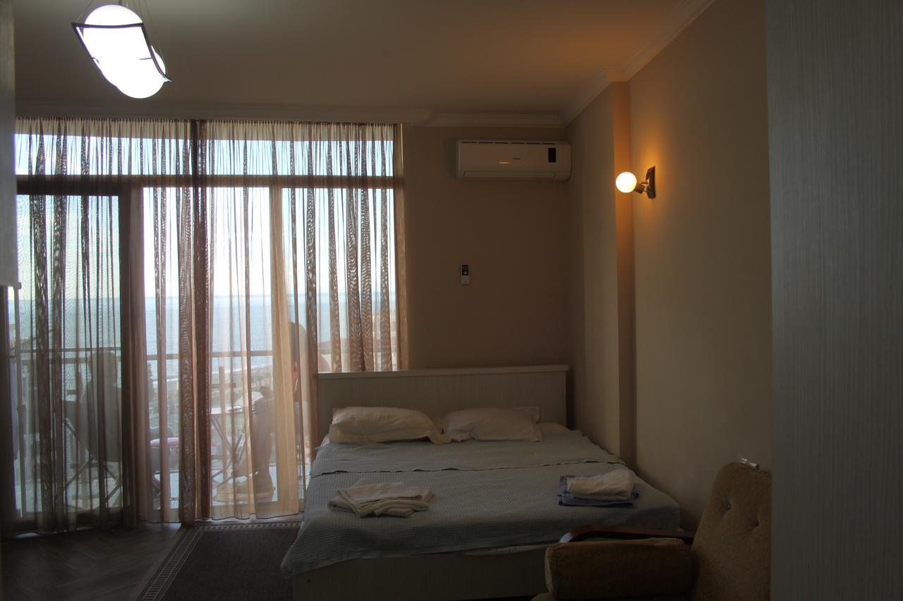 Orbi Plaza Tamara Aparthotel Batumi Kültér fotó