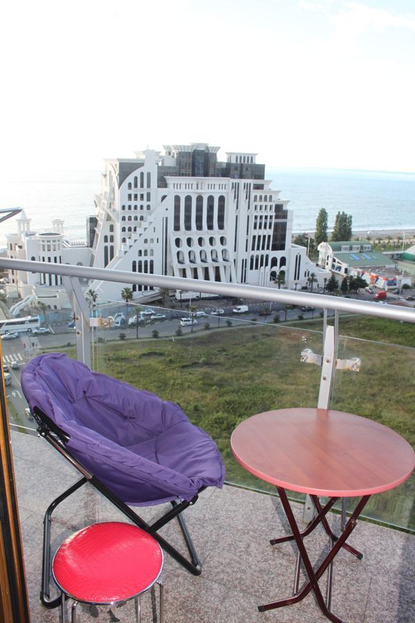 Orbi Plaza Tamara Aparthotel Batumi Kültér fotó