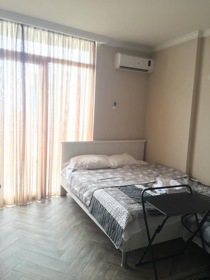 Orbi Plaza Tamara Aparthotel Batumi Kültér fotó