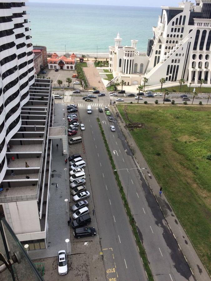 Orbi Plaza Tamara Aparthotel Batumi Kültér fotó